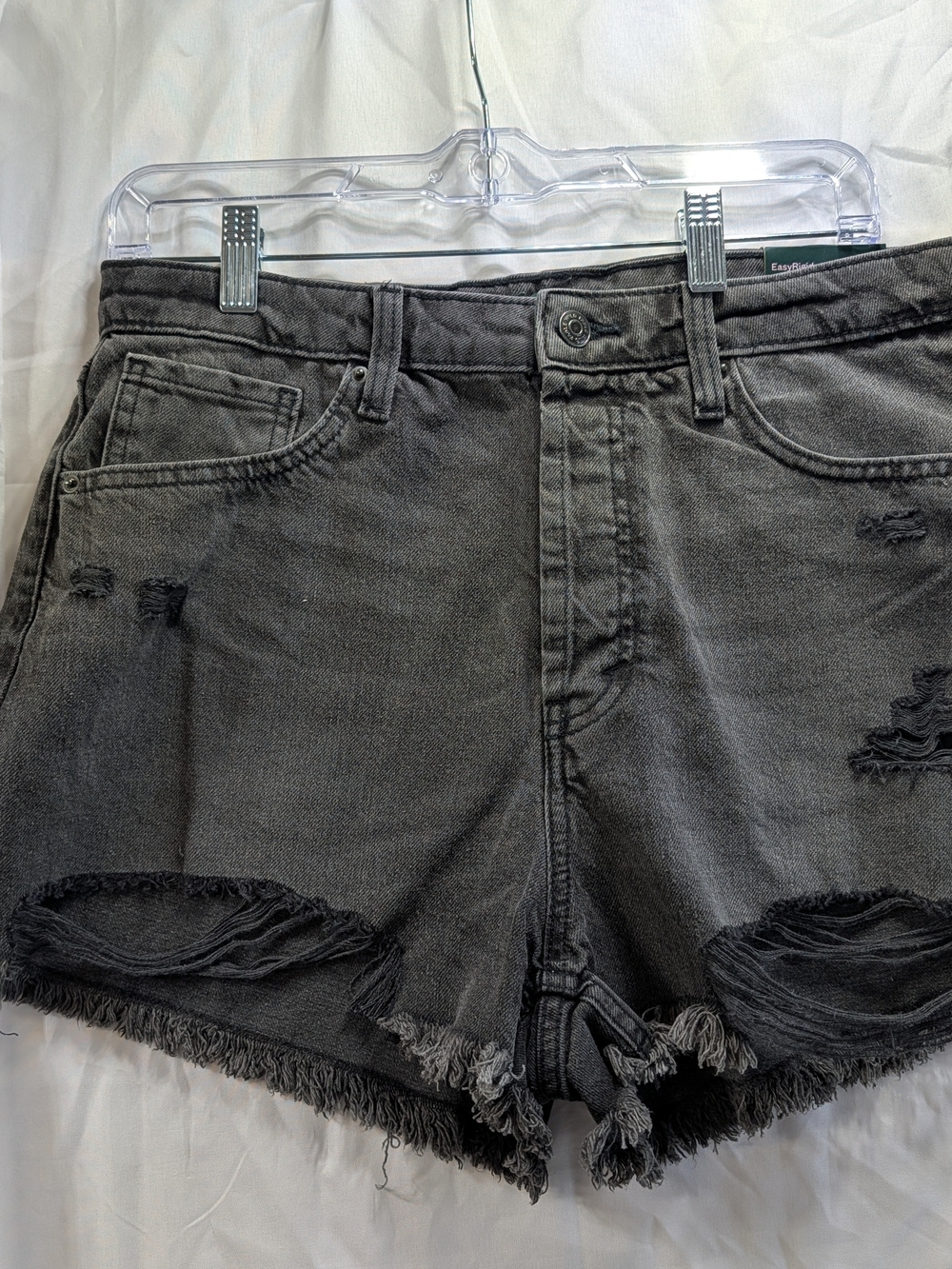 NWT Wild Fable Women’s High Rise Distressed Black Denim Shorts Size 10